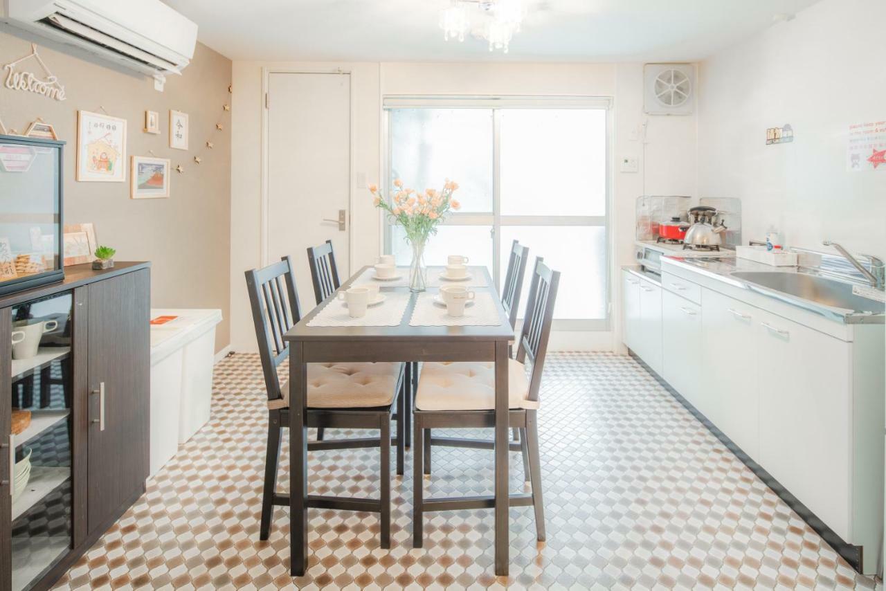 Sakuragawa No Shima Apartment Osaka Bagian luar foto